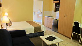 Queen + Single Kitchenette Suite at Dalby Mid Town Motor Inn